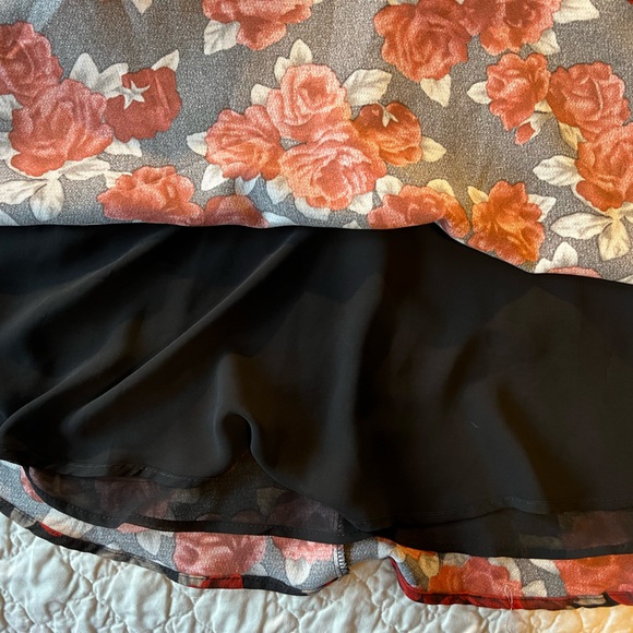 Forever 21 Roses Dress - Picture 6 of 7